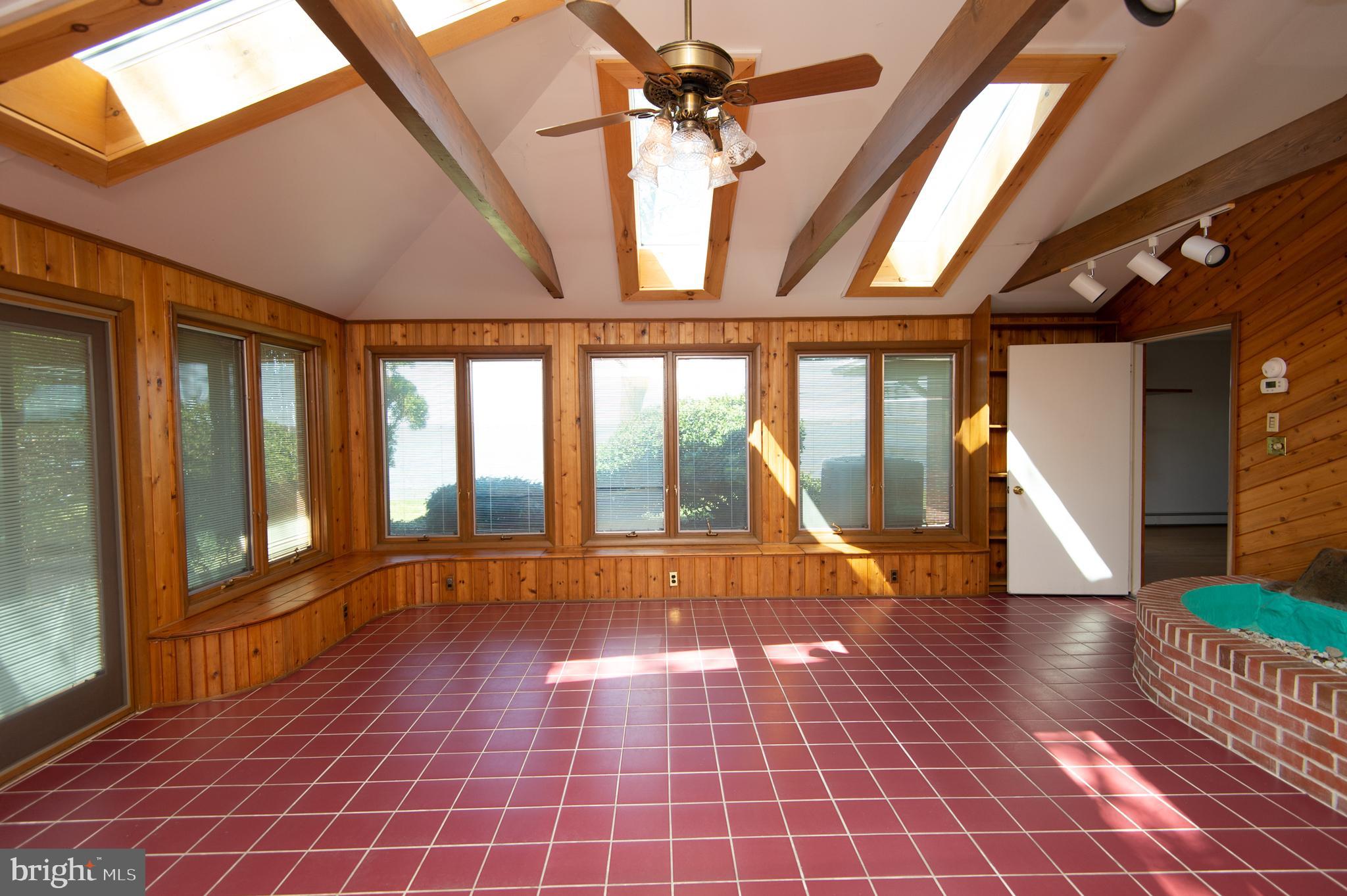 5452 Tates Bank Road Cambridge, MD 21613 - Photo 32 of 64 Sunroom