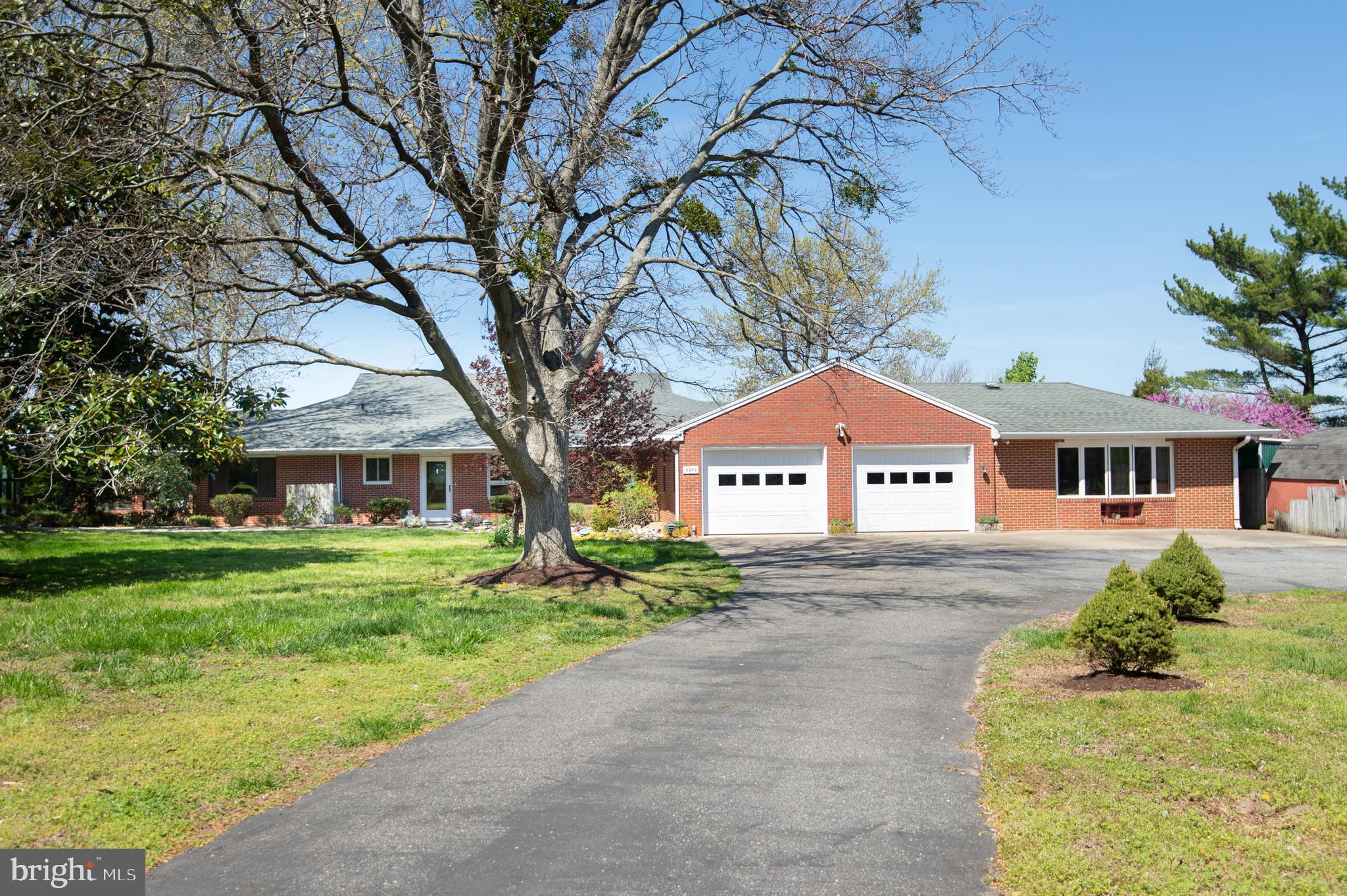 5452 Tates Bank Road Cambridge, MD 21613 - Photo 41 of 64 2 car attached garage