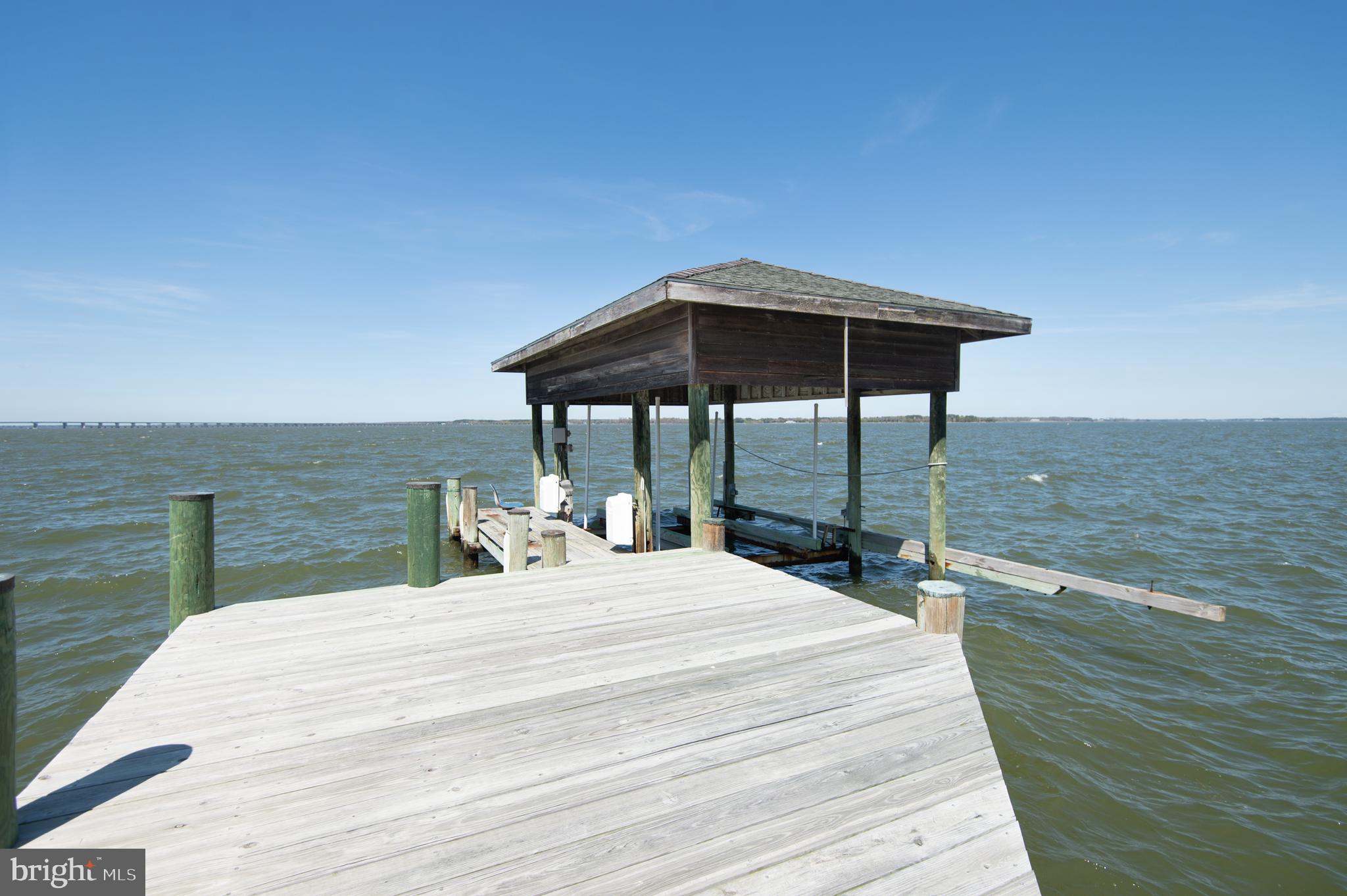 5452 Tates Bank Road Cambridge, MD 21613 - Photo 57 of 64 Boat lift