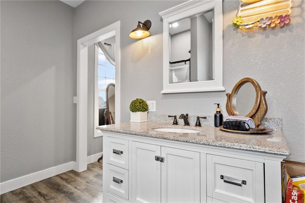 14533 North State Street Mercer, MO 64661 - Photo 12 of 24