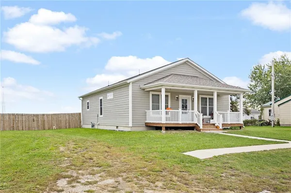 $179,000 | 14533 North State Street, Mercer, MO 64661