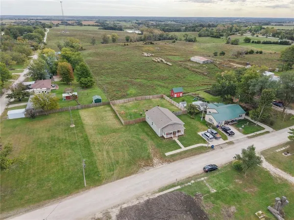 $179,000 | 14533 North State Street, Mercer, MO 64661