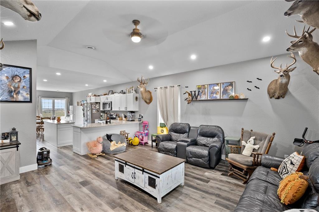 14533 North State Street Mercer, MO 64661 - Photo 4 of 24