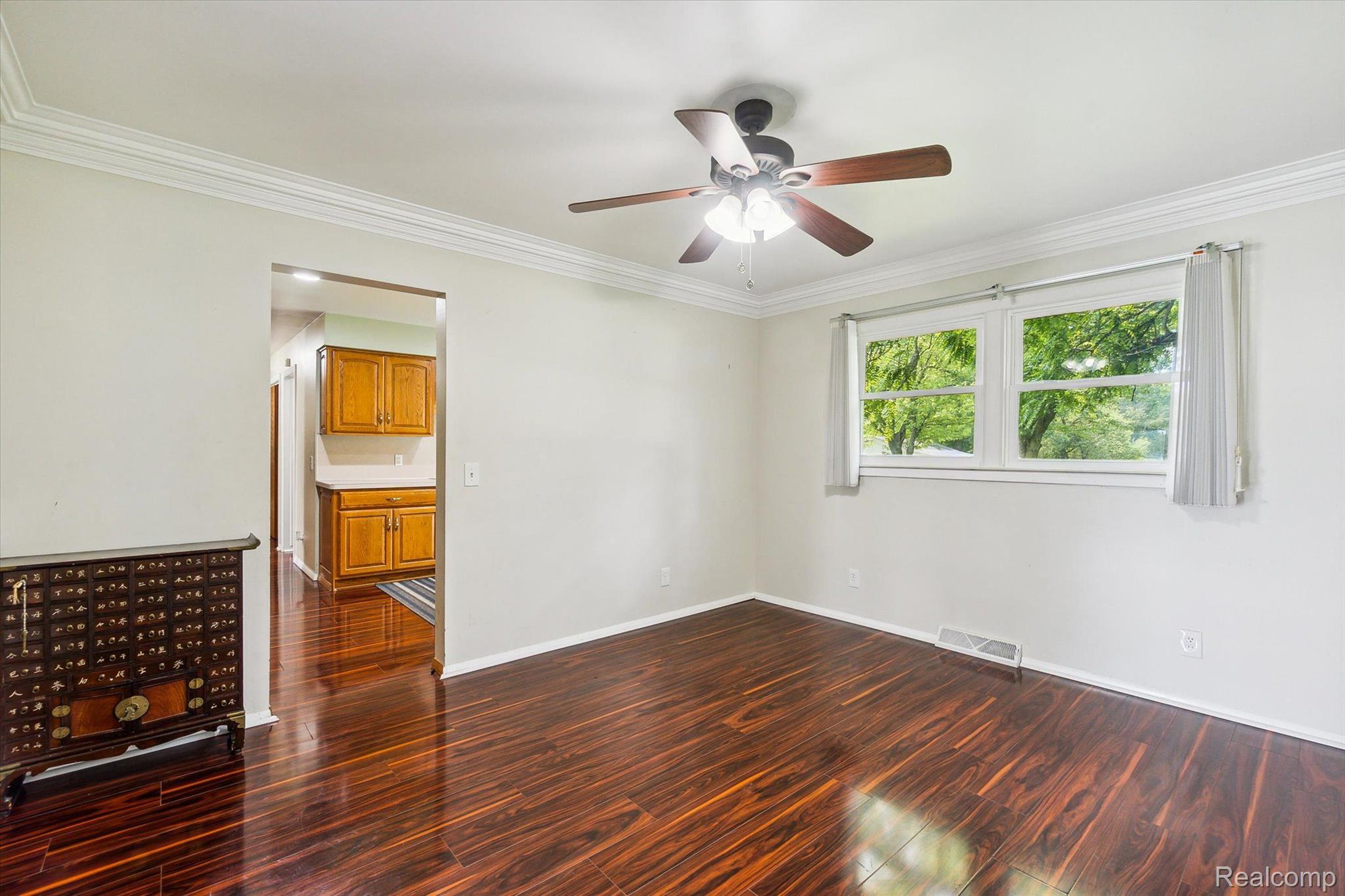 6147 North Genesee Road Flint, MI 48506 - Photo 7 of 52 Gallery Image 7