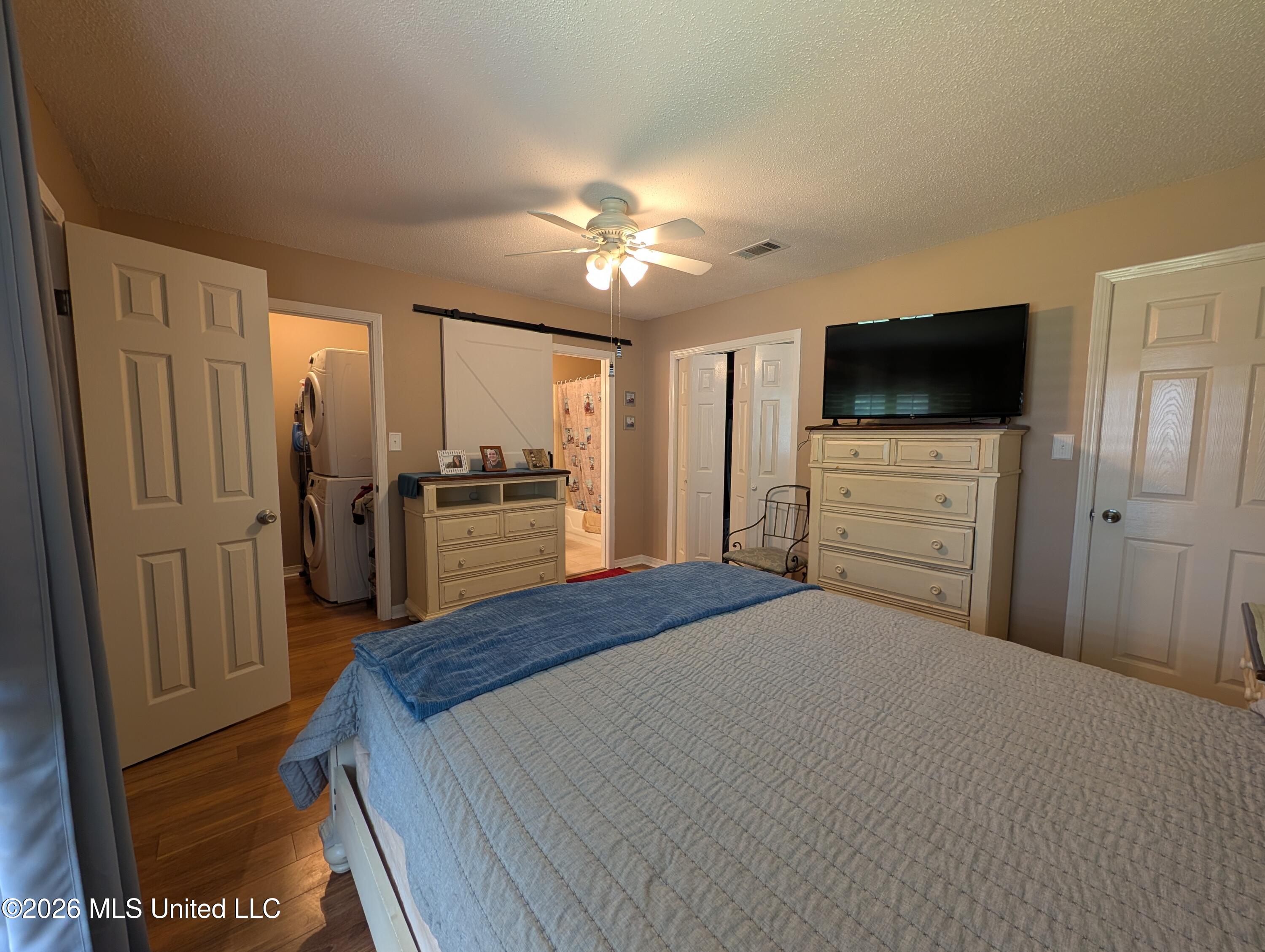 258 Highpoint Drive Diamondhead, MS 39525 - Photo 14 of 27 PXL_20260408_202623580