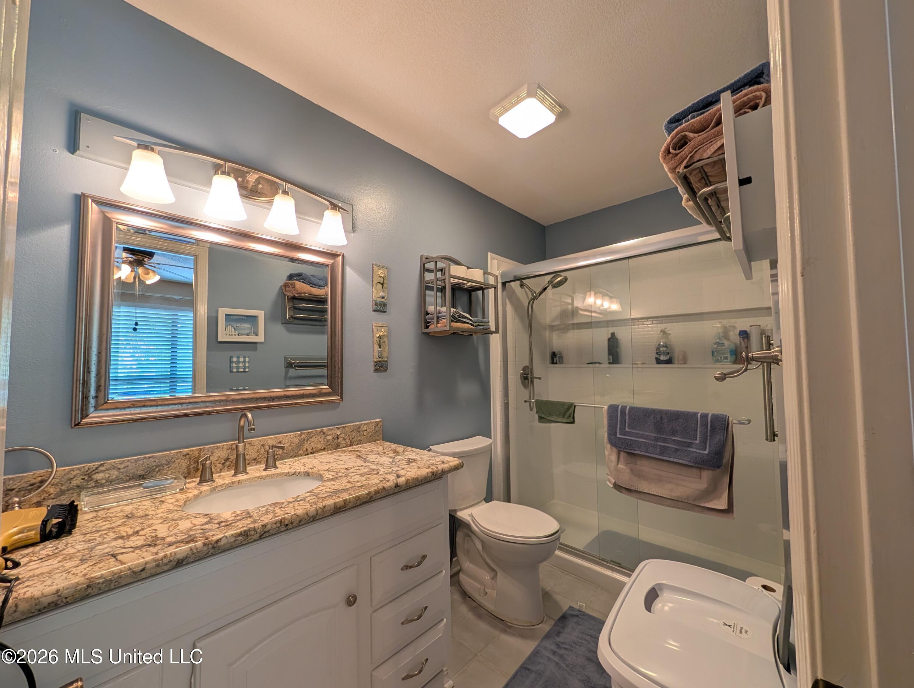 258 Highpoint Drive Diamondhead, MS 39525 - Photo 20 of 27 PXL_20260408_202837012