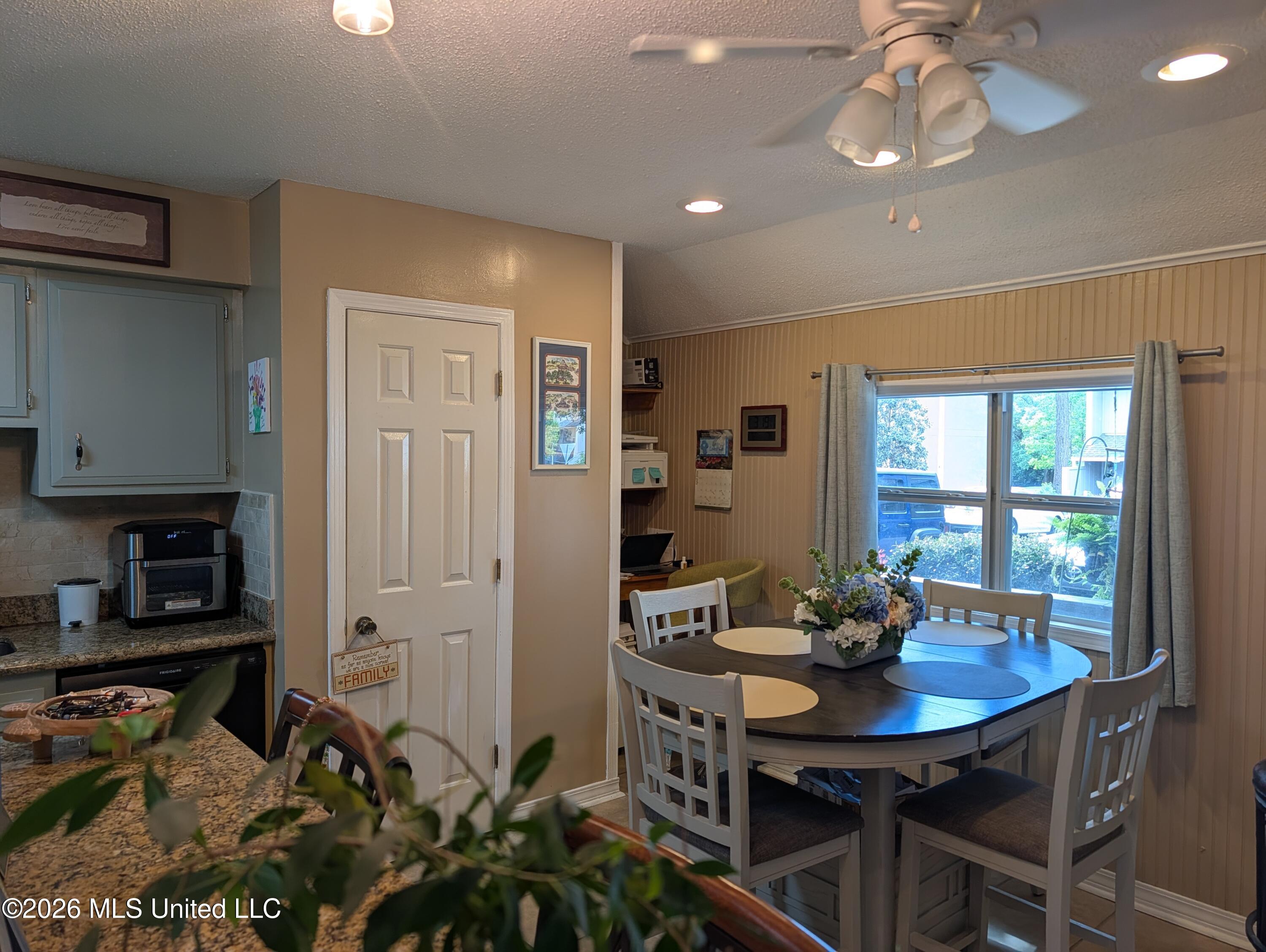 258 Highpoint Drive Diamondhead, MS 39525 - Photo 3 of 27 PXL_20260408_201934224.MP