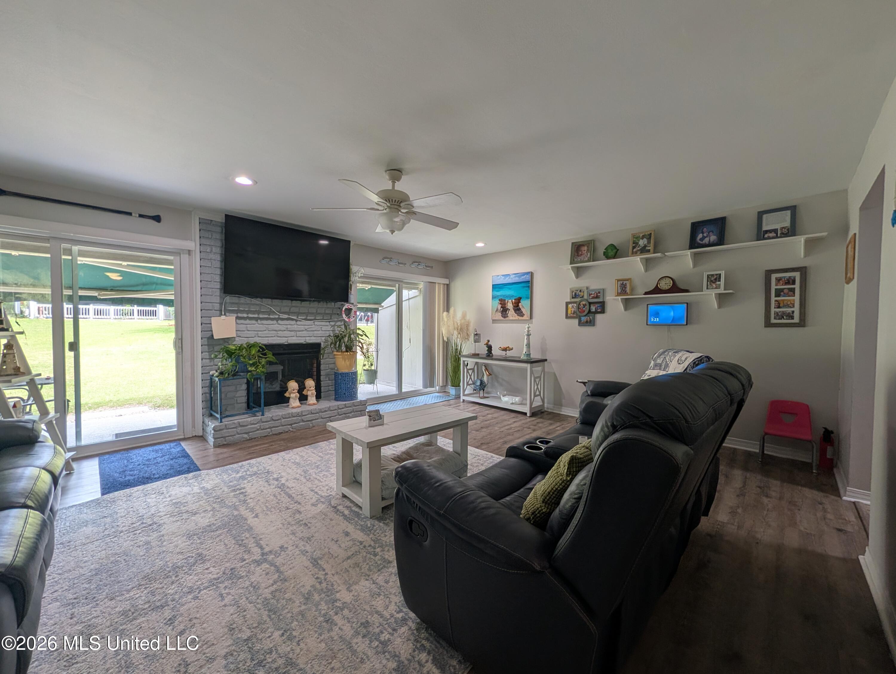 258 Highpoint Drive Diamondhead, MS 39525 - Photo 10 of 27 PXL_20260408_202319268