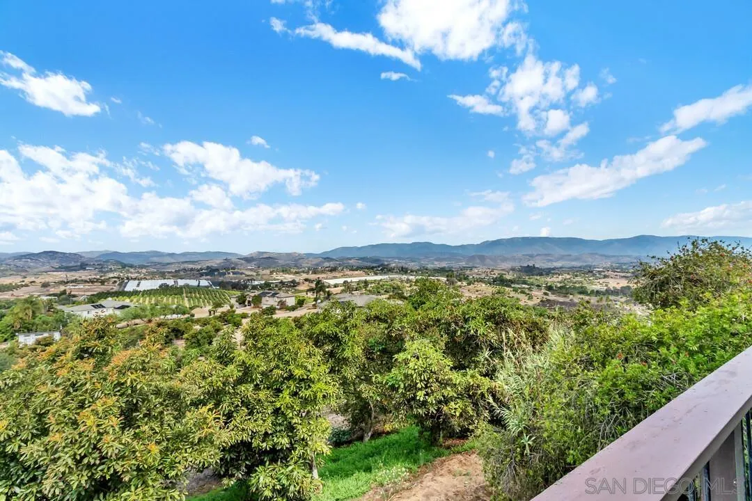 30311 Circle R Lane Valley Center, CA 92082 - Photo 21 of 43 Gallery Image 21
