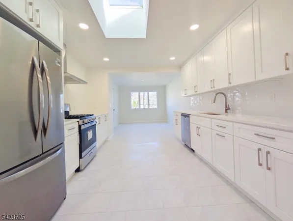 $5,500 | 14 Bunyan Drive, Livingston, NJ 07039