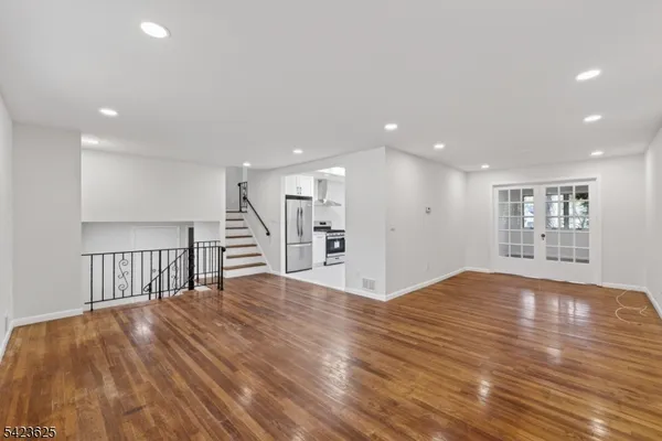 $5,100 | 14 Bunyan Drive, Livingston, NJ 07039
