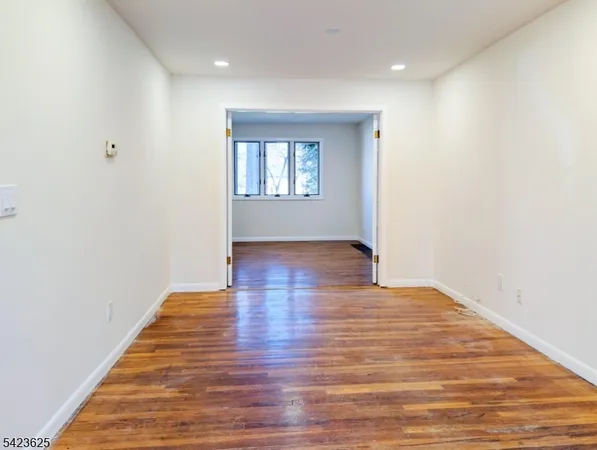 $5,500 | 14 Bunyan Drive, Livingston, NJ 07039