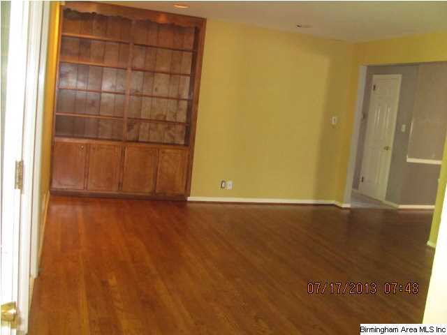 837 Woodridge Road Bessemer, AL 35022 - Photo 8 of 15 Gallery Image 8