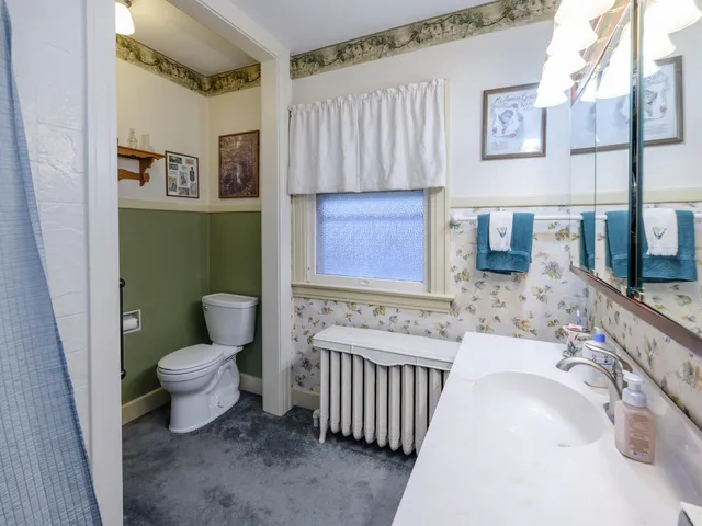 $529,900 | 204 Monroe Street, Kalamazoo, MI 49006