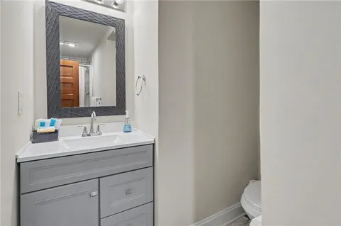 $484,500 | 1521 Rhode Island Street, Lawrence, KS 66044