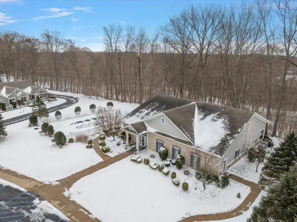 $485,000 | 2859 Villa Lane, Benton Harbor, MI 49022