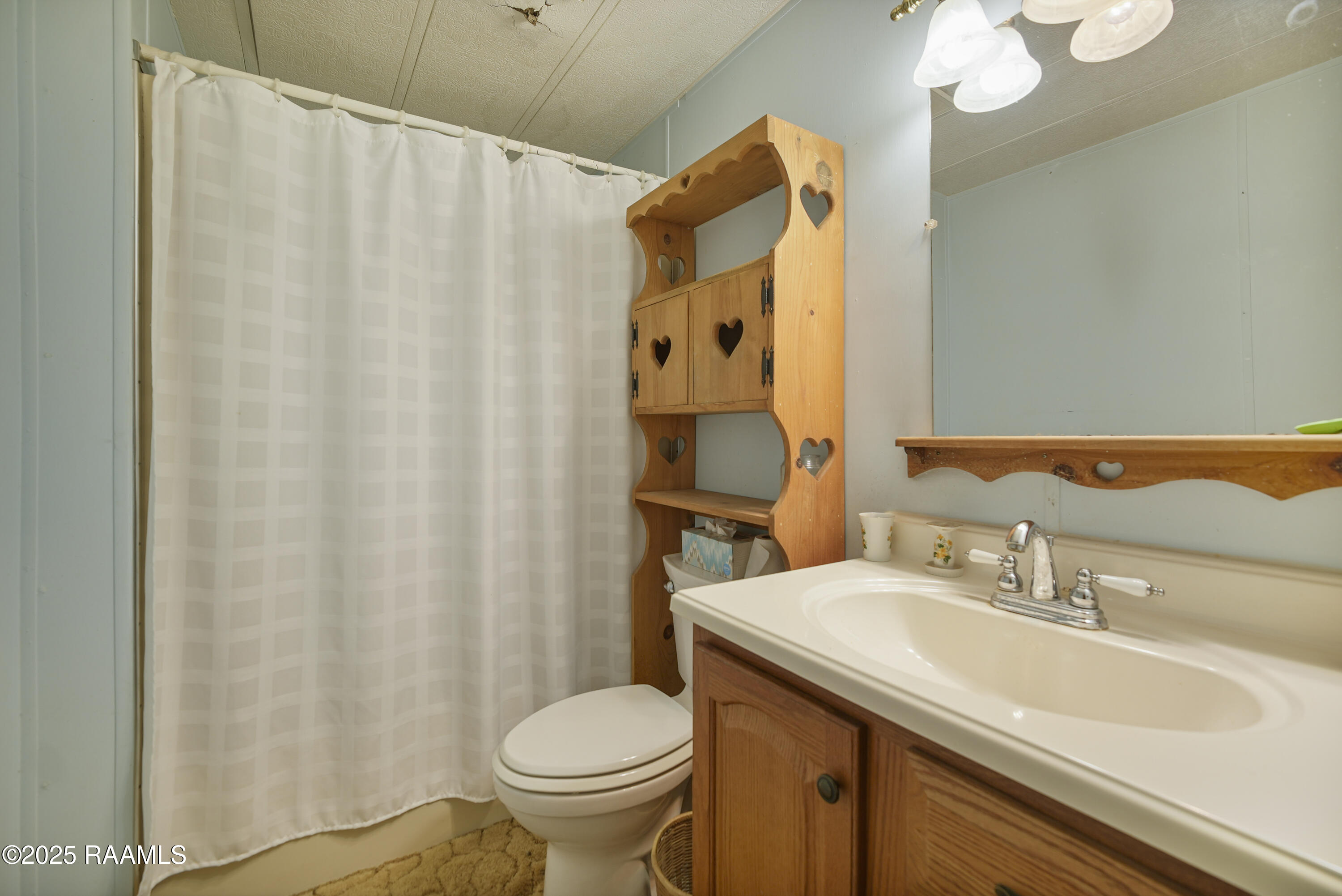 223 Henry Street Patterson, LA 70392 - Photo 9 of 20 DSC01387