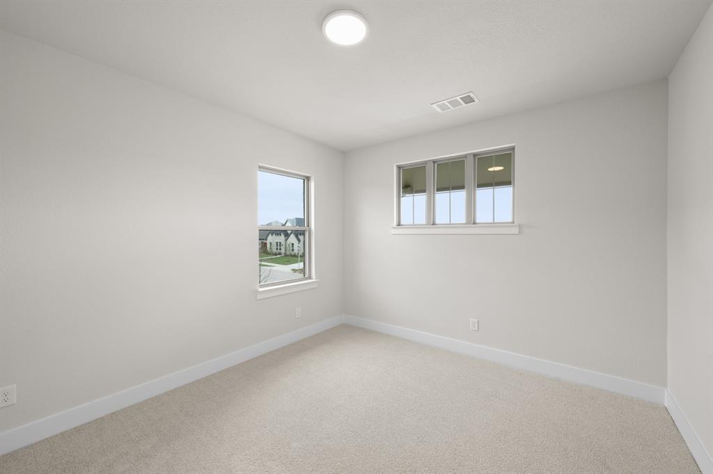5401 Rowlan Row Midlothian, TX 76065 - Photo 20 of 30 5401 Rowlan- Bedroom-6318