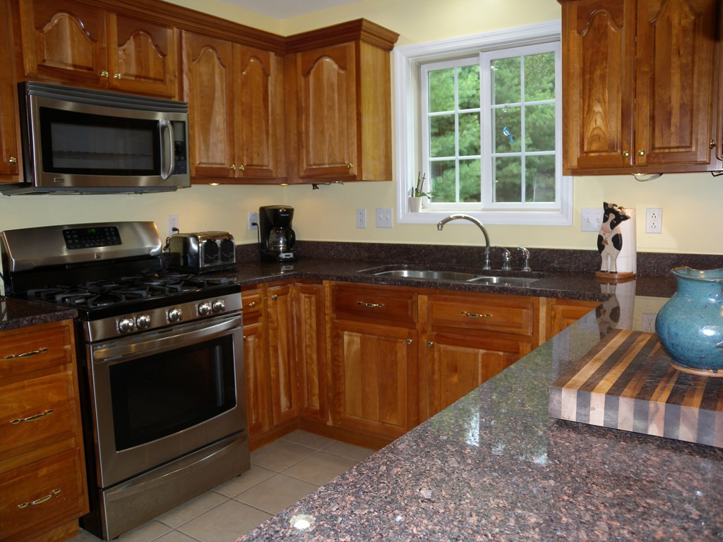 552 Irish Settlement Road Plattsburgh, NY 12901 - Photo 13 of 38 Gallery Image 13