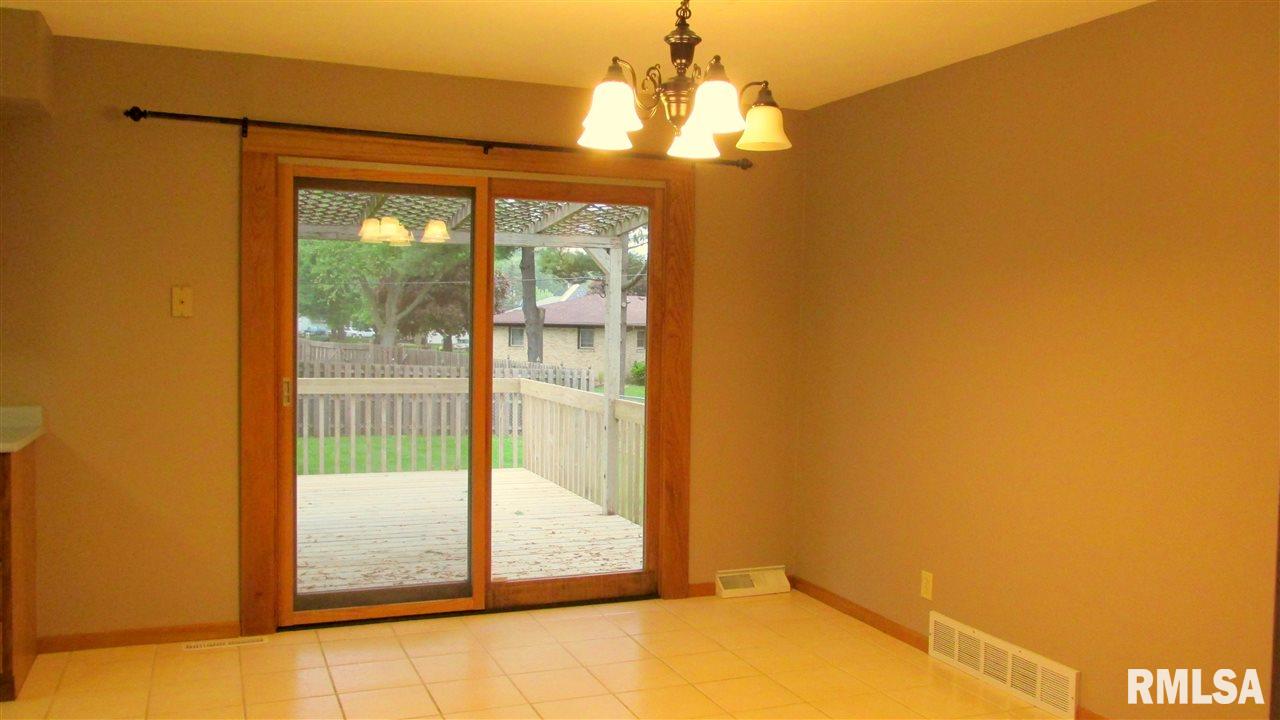 21939 Green River Road Colona, IL 61241 - Photo 8 of 19 Gallery Image 8