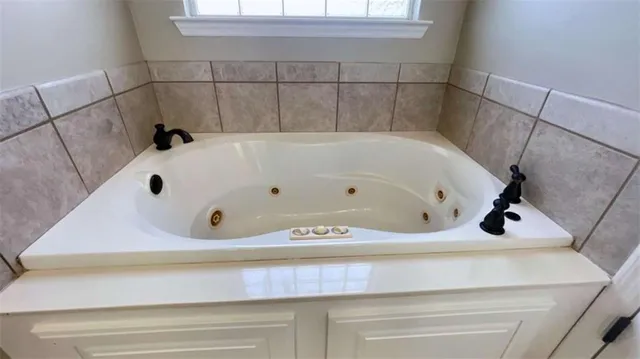 a view of entryway and hall