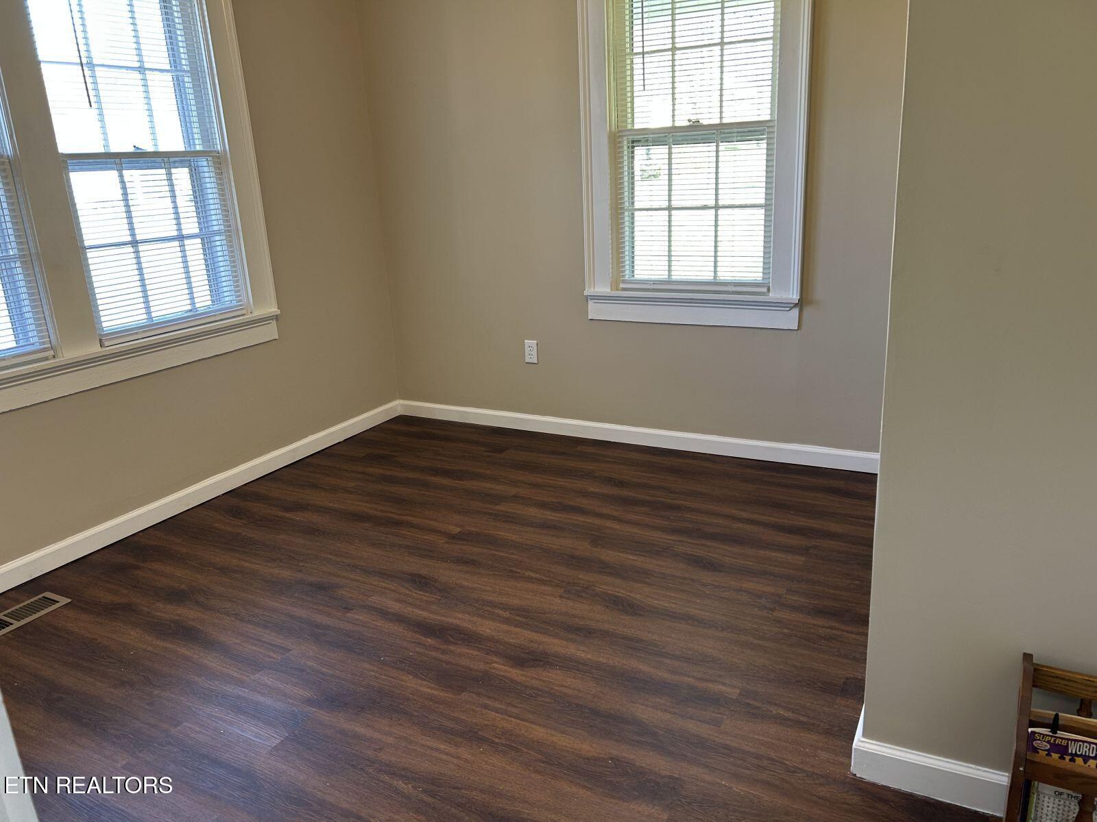 10 Farrell Street Niota, TN 37826 - Photo 6 of 15 6