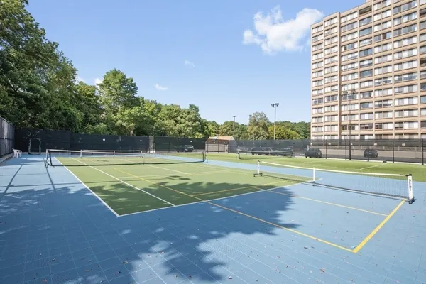 $575,000 | 250 Hammond Pond Parkway, Unit 707S, Newton, MA 02467