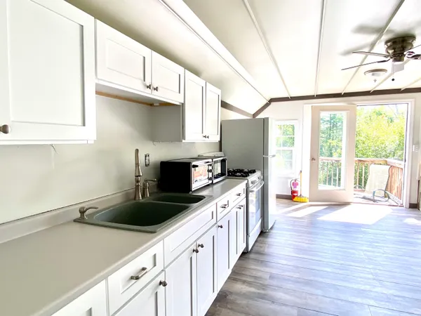 $1,850 | 4 Sand Hill Road, Croydon, NH 03773