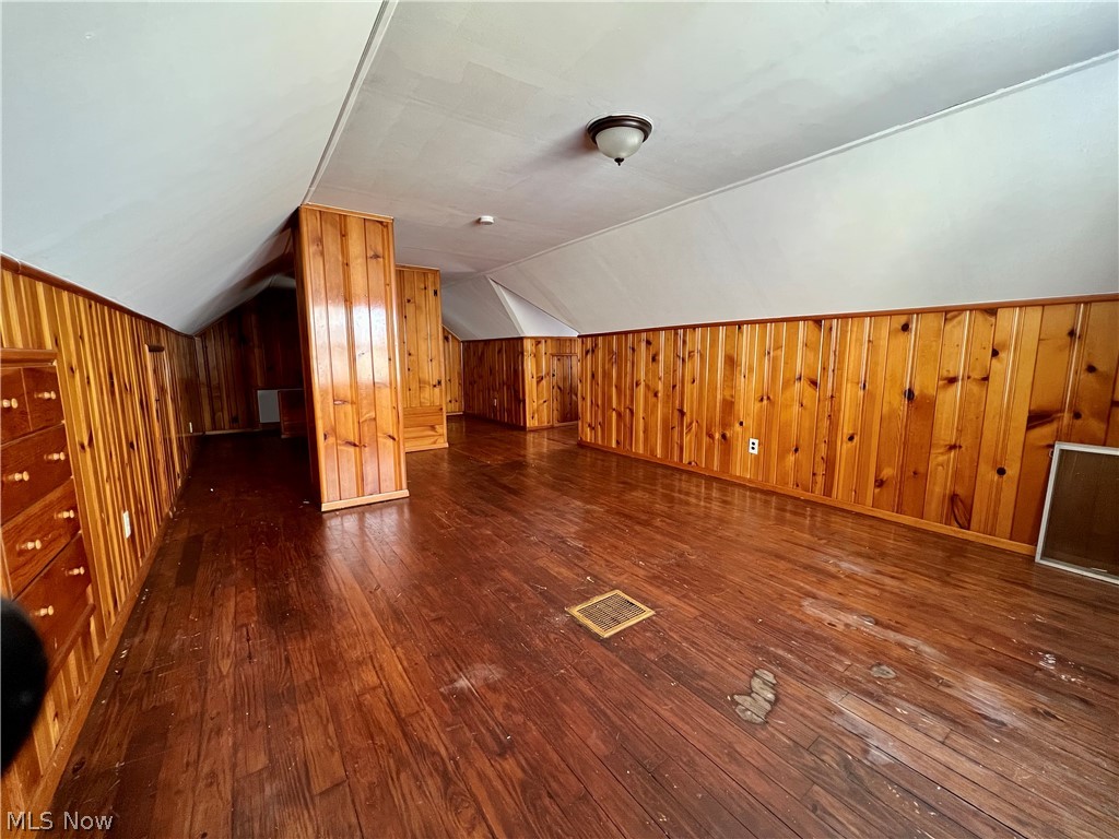 4357 Ingleside Road Warrensville Heights, OH 44128 - Photo 17 of 23