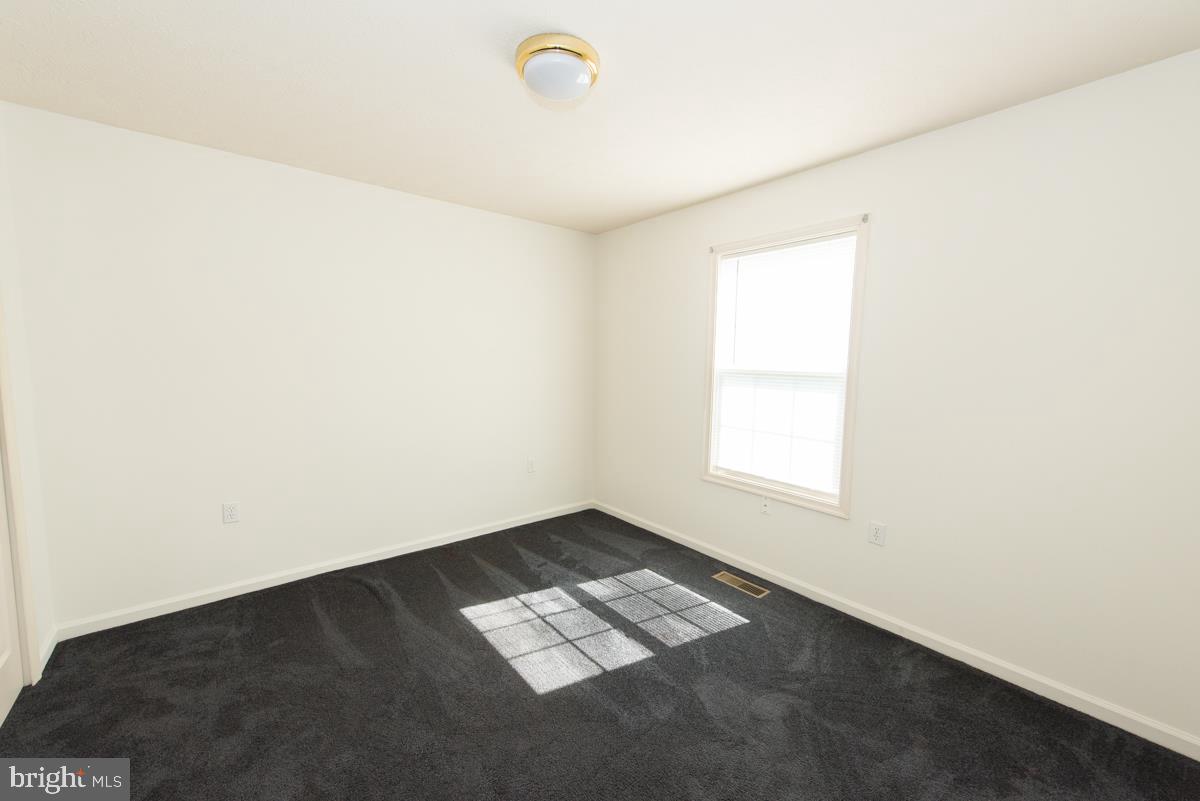 112 Michelle Drive Ranson, WV 25438 - Photo 18 of 36