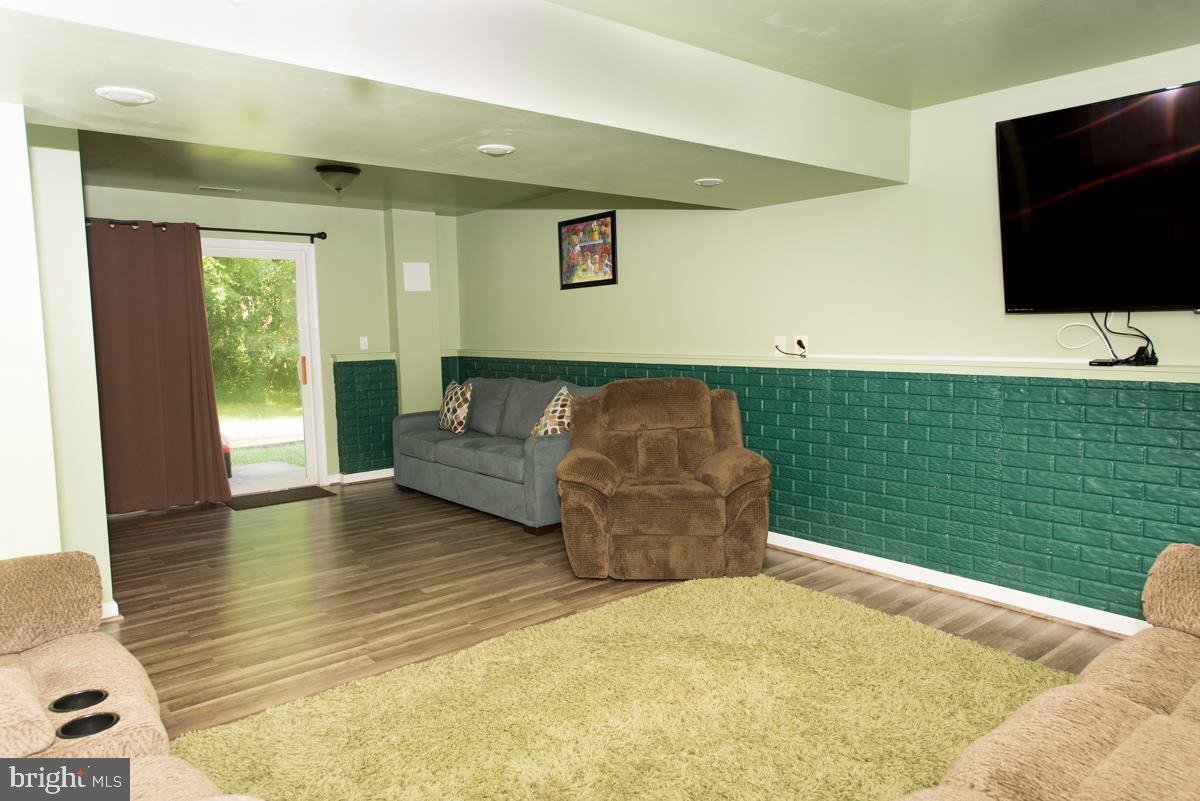 112 Michelle Drive Ranson, WV 25438 - Photo 23 of 36