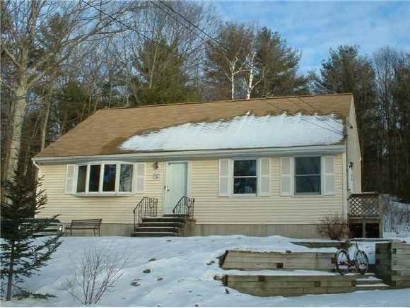 49 Estes Road Rochester, NH 03839 - Photo 1 of 1