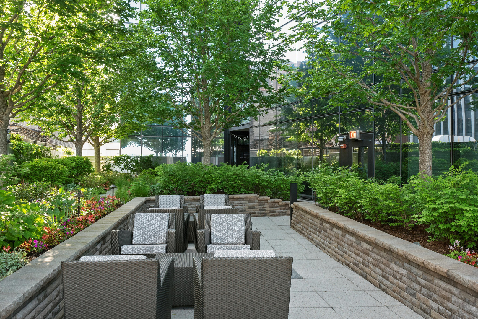 60 East Monroe Street, Unit 4504 Chicago, IL 60603 - Photo 23 of 34