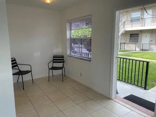 $1,500 | 1230 Old Boynton Road, Unit 210, Boynton Beach, FL 33426