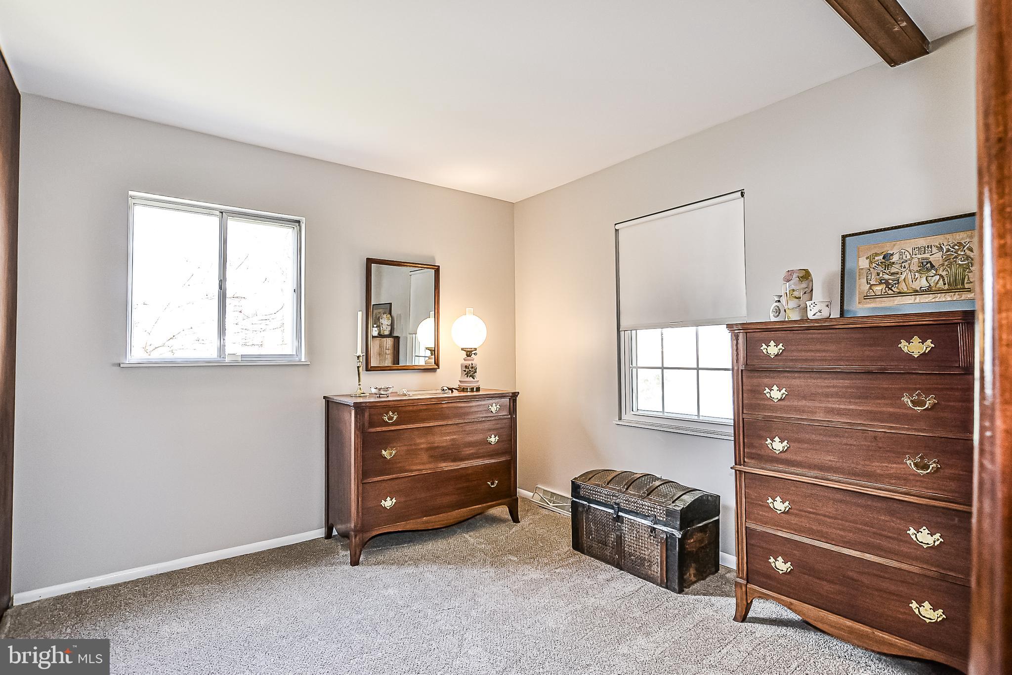 8605 Briarcroft Lane Laurel, MD 20708 - Photo 15 of 38 Gallery Image 15