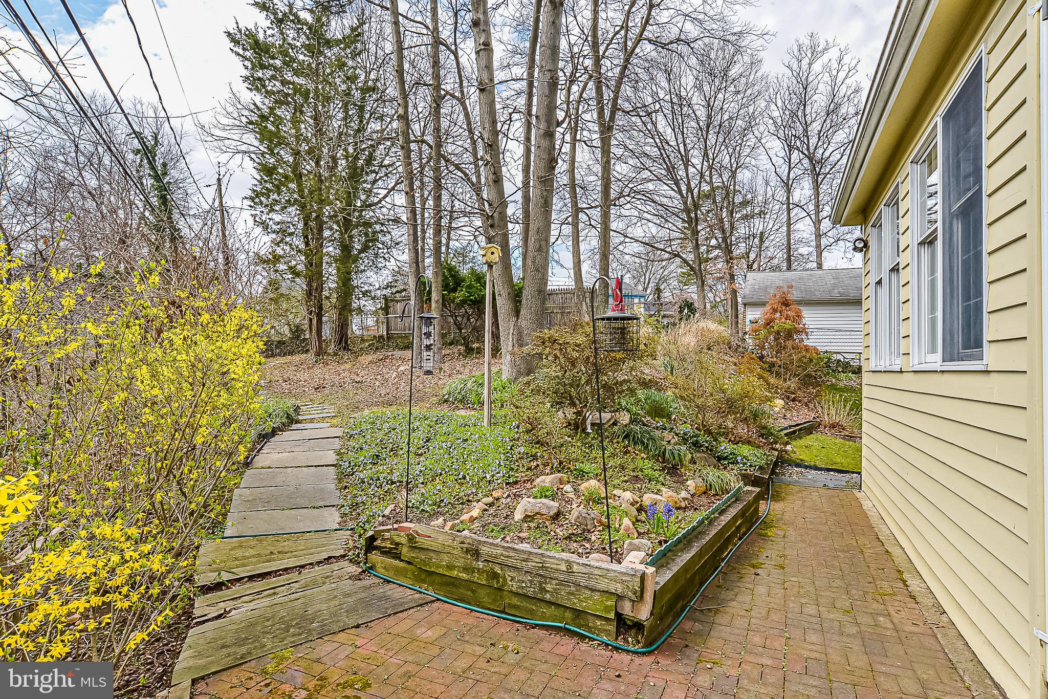 8605 Briarcroft Lane Laurel, MD 20708 - Photo 30 of 38 Gallery Image 30