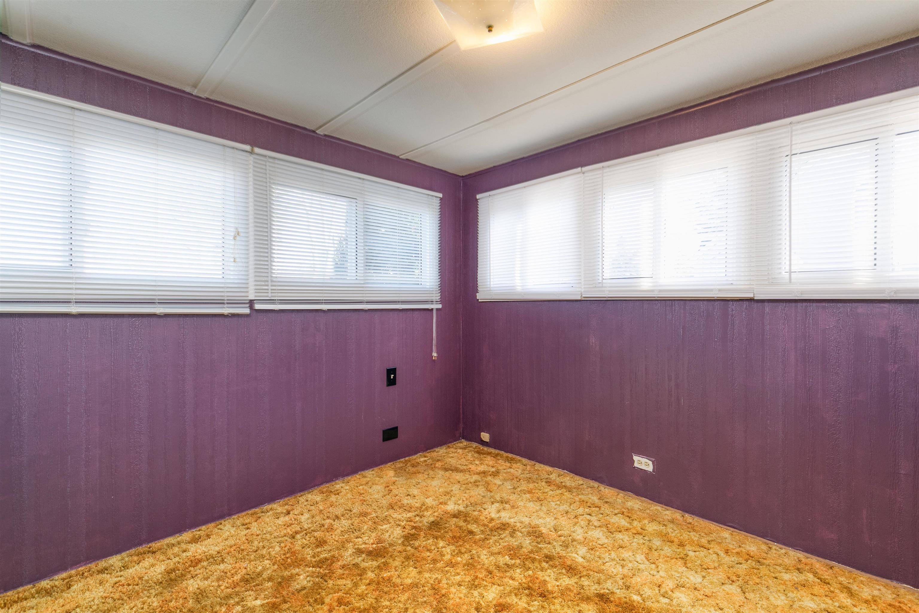 8 Gardner Avenue Salem, NH 03079 - Photo 15 of 24