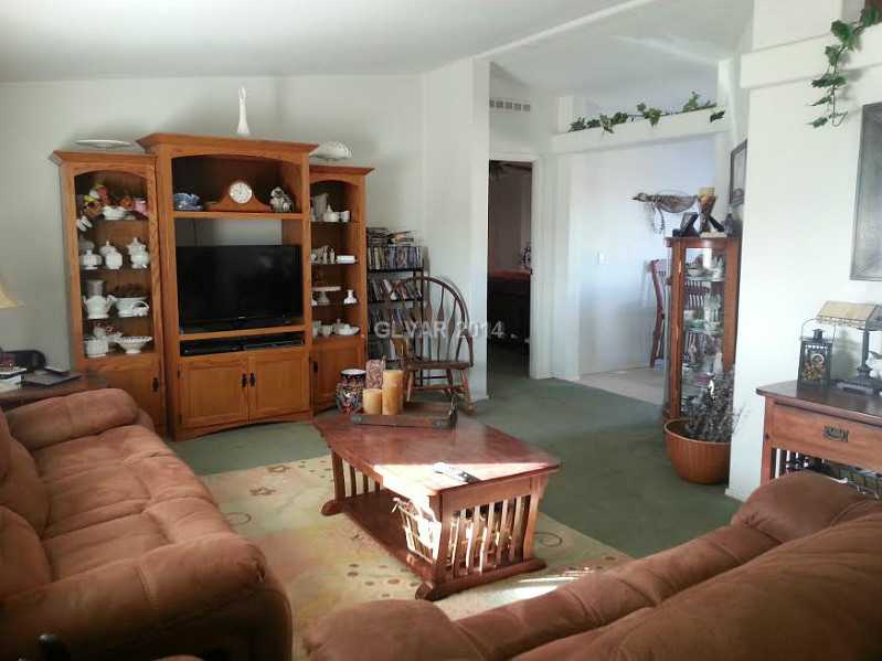 5231 Ruby Caliente, NV 89008 - Photo 2 of 14 Property Photo. Living Room