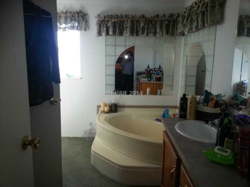 5231 Ruby Caliente, NV 89008 - Photo 8 of 14 Property Photo. Master Bath