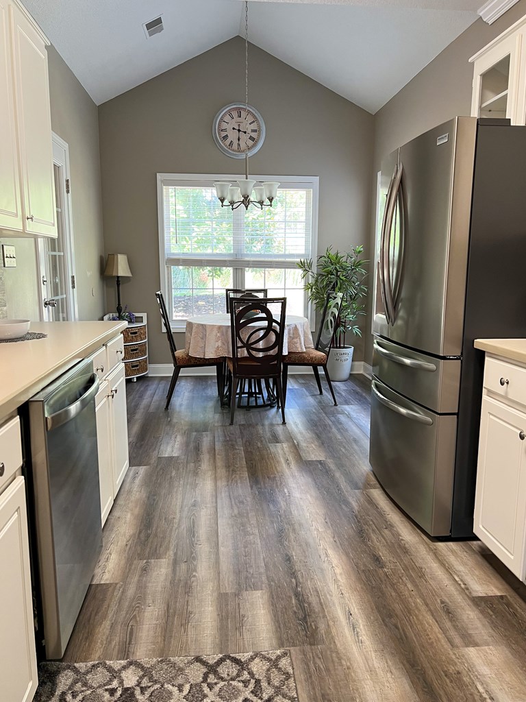 134 Ridgewood Circle Greenwood, SC 29649 - Photo 10 of 24 Gallery Image 10
