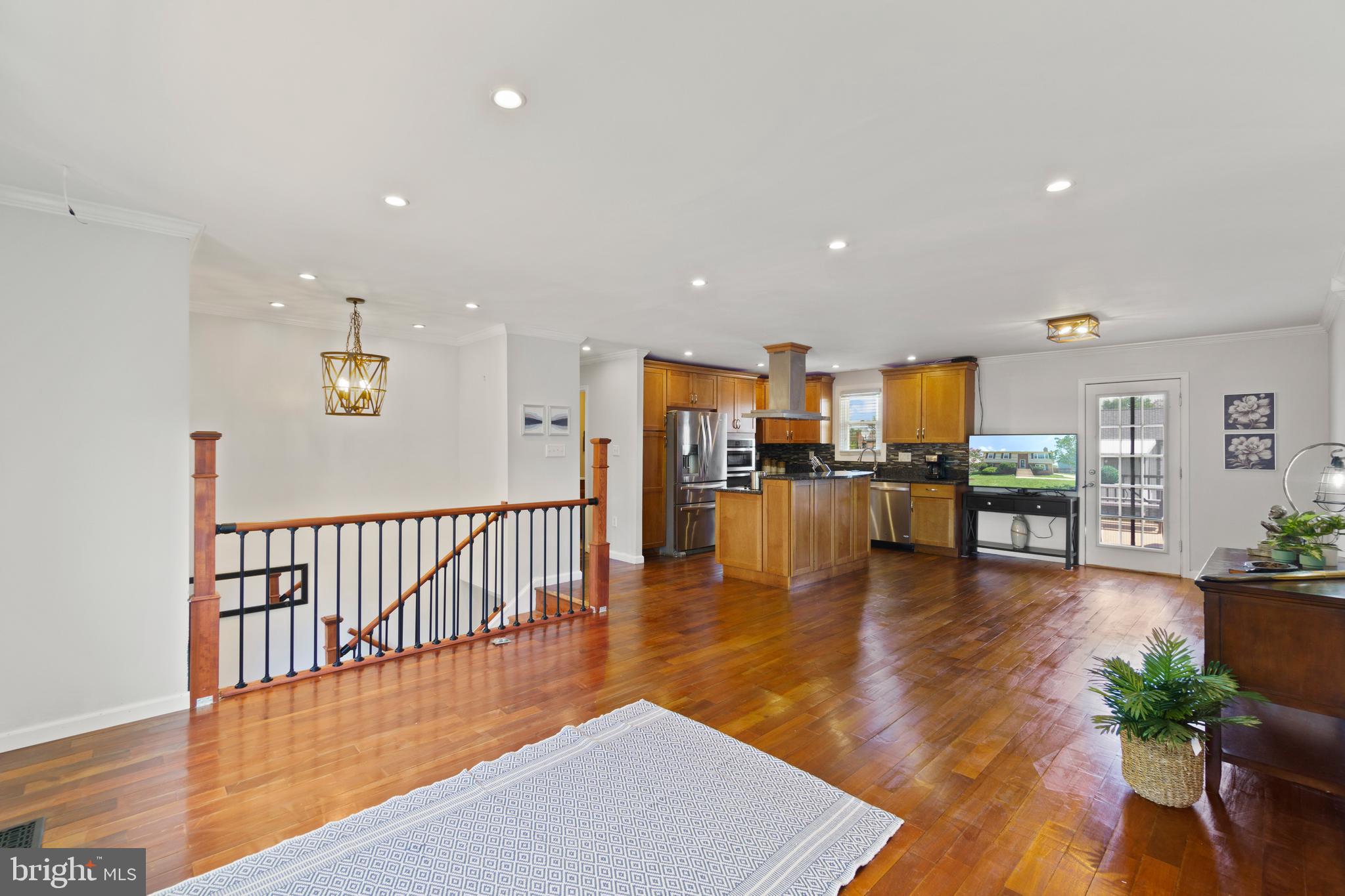 3316 Randall Road Suitland, MD 20746 - Photo 2 of 21 Main Living Area