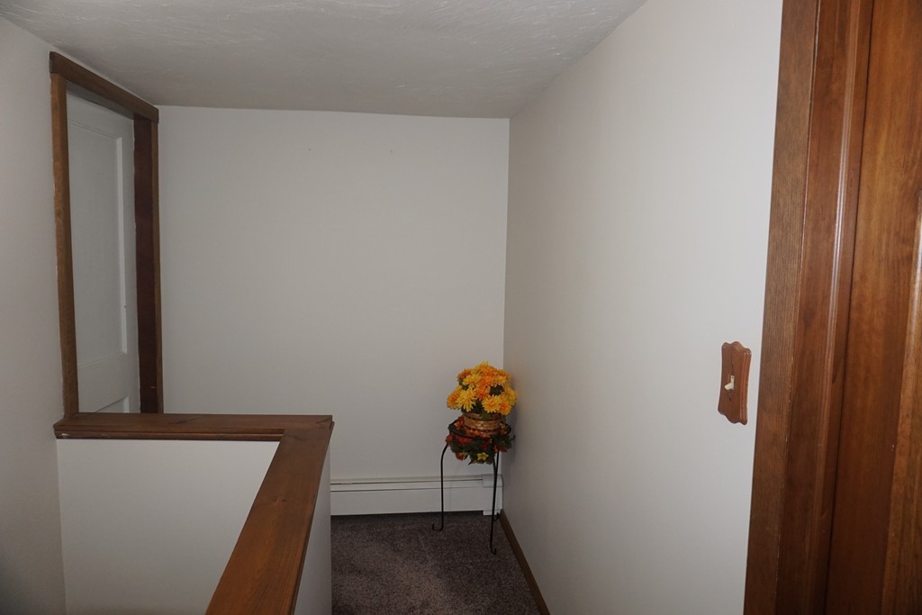 28 Lennon Street Gardner, MA 01440 - Photo 22 of 30 a room with a window