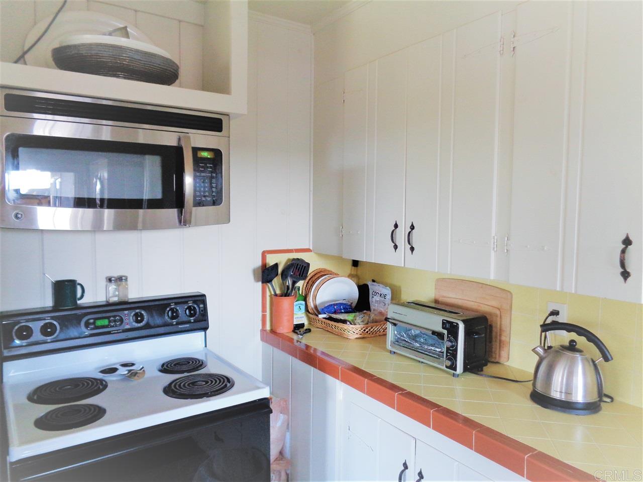 2319 Old Colony Road Vista, CA 92084 - Photo 7 of 19 Gallery Image 7