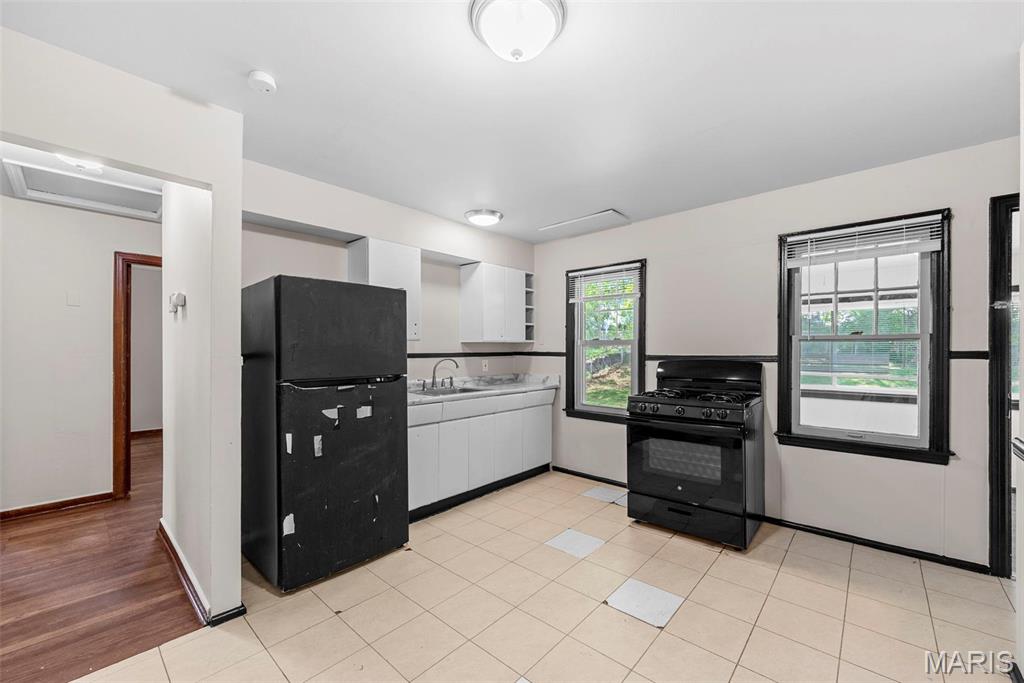 3155 O Hare Drive St. Ann, MO 63074 - Photo 7 of 24