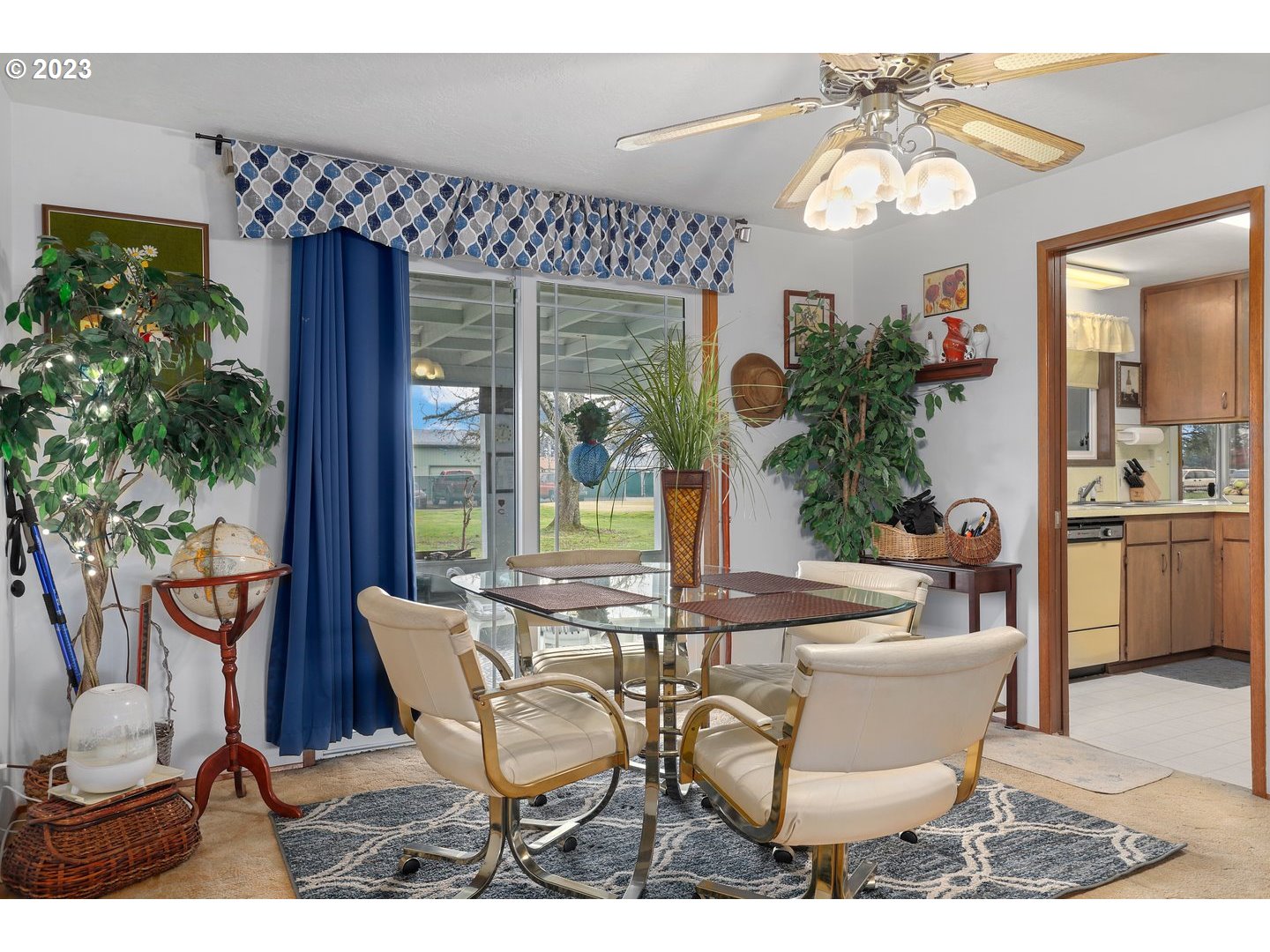 654 Oregon Way Woodburn, OR 97071 - Photo 12 of 32 Gallery Image 12