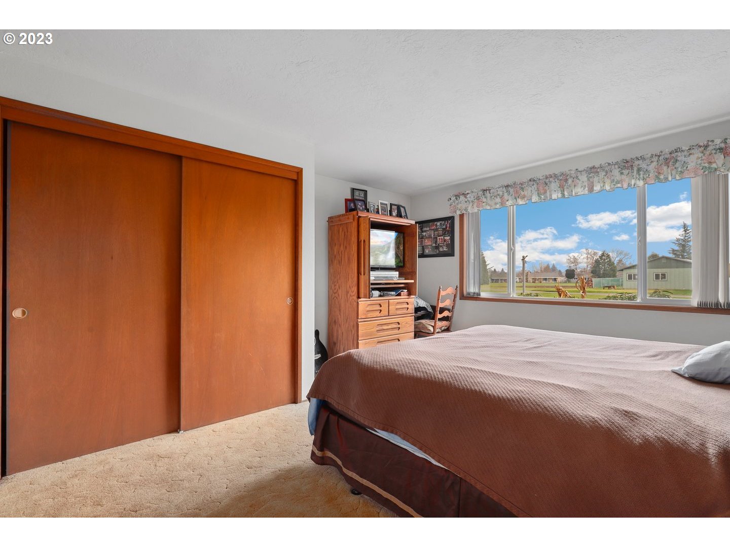 654 Oregon Way Woodburn, OR 97071 - Photo 24 of 32 Gallery Image 24