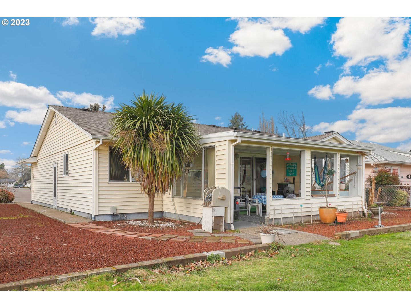 654 Oregon Way Woodburn, OR 97071 - Photo 30 of 32 Gallery Image 30