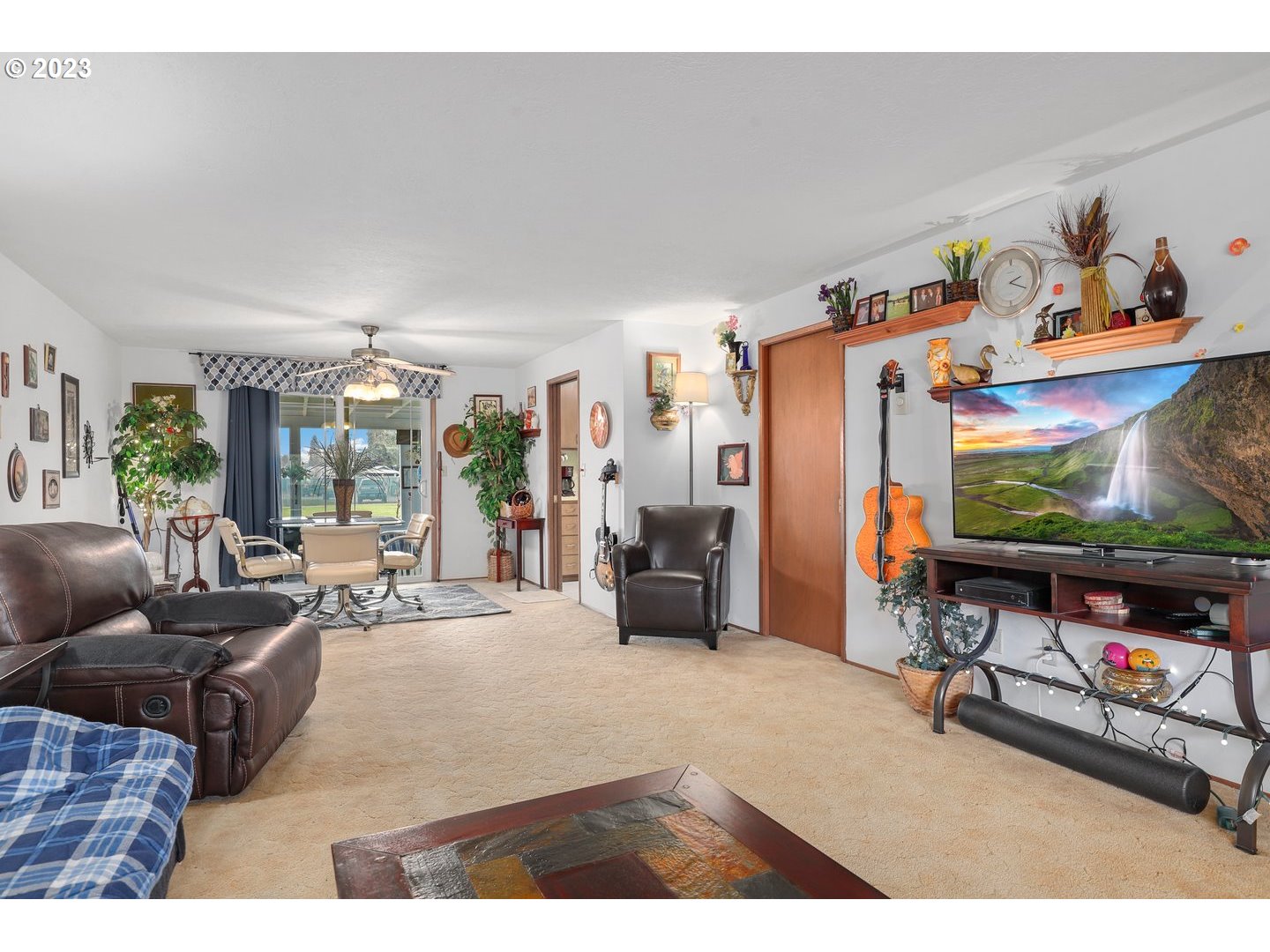 654 Oregon Way Woodburn, OR 97071 - Photo 10 of 32 Gallery Image 10