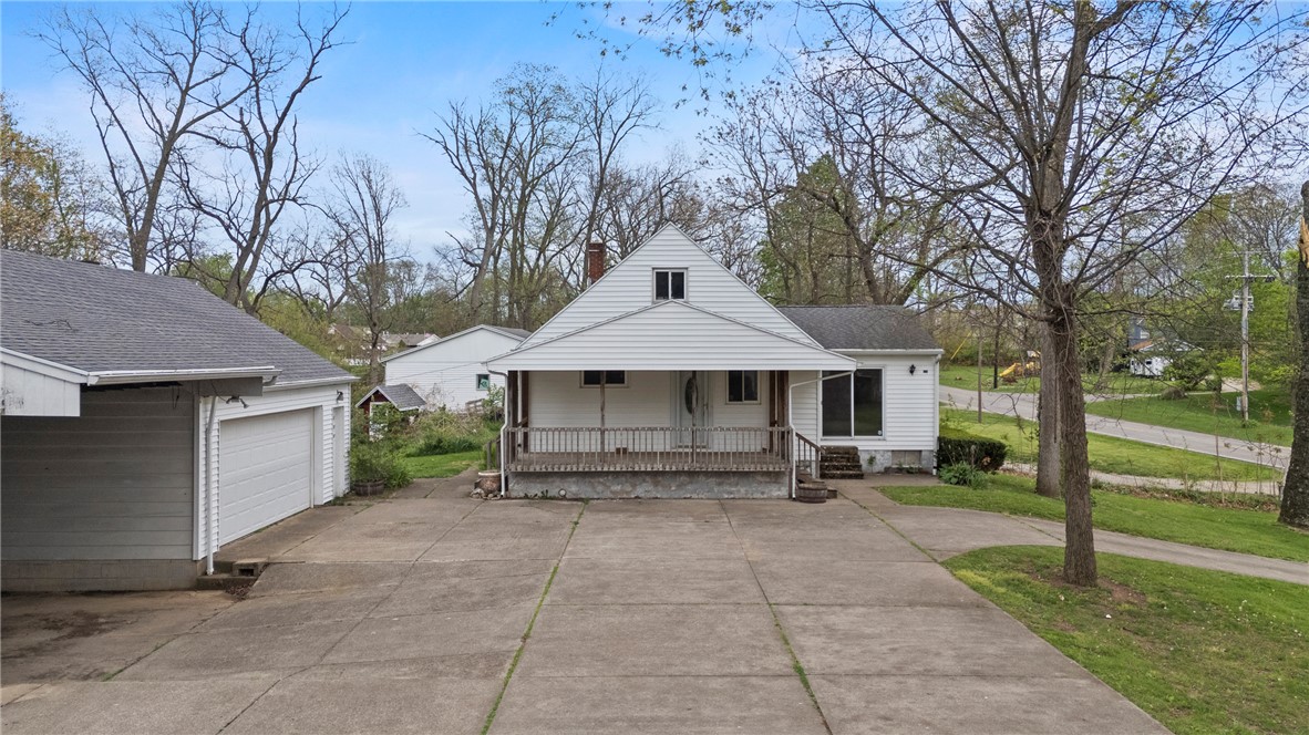 2762 Old Yellow Springs Road Fairborn, OH 45324 - Photo 2 of 56