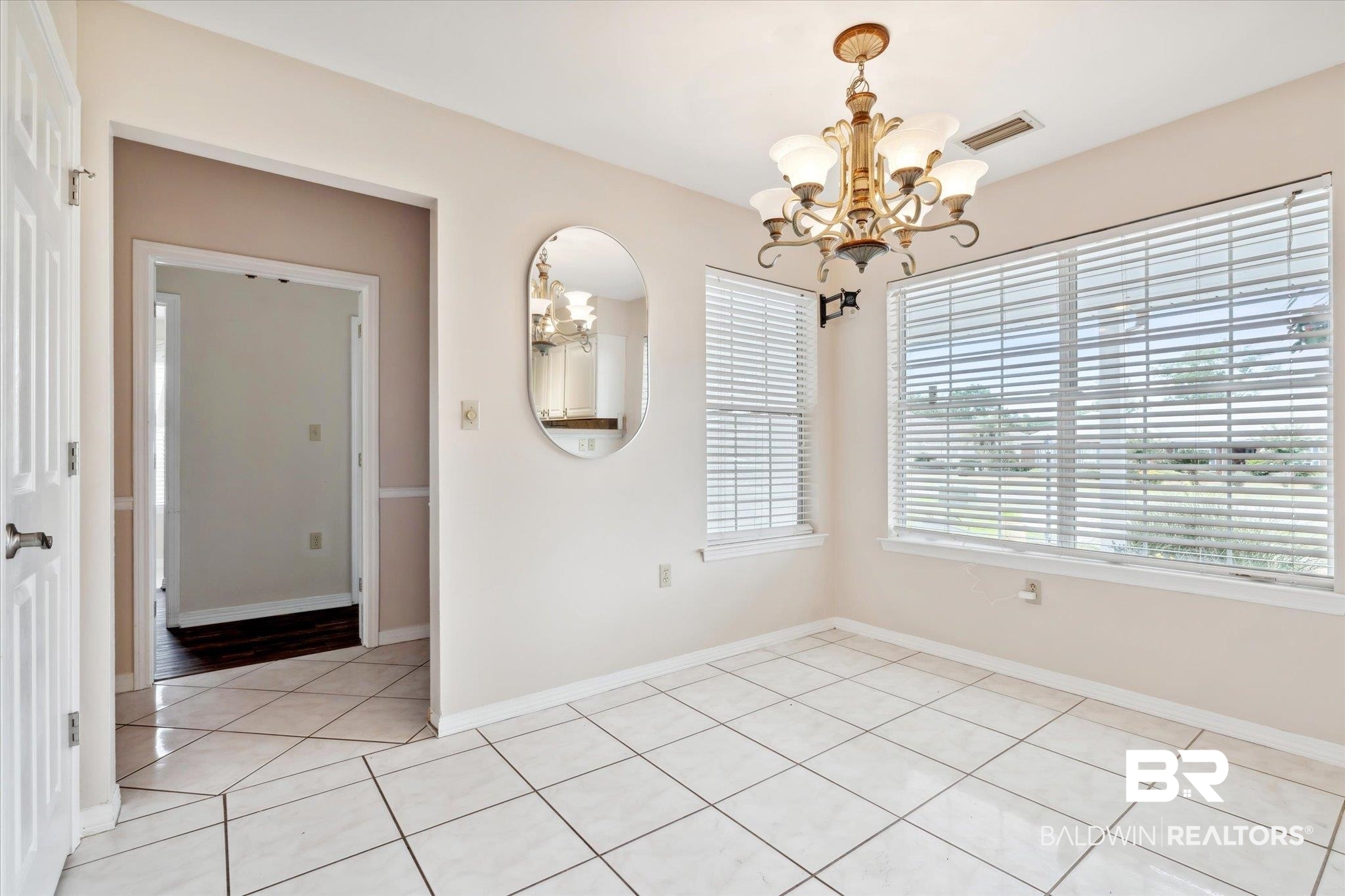 9469 Lakeview Drive Foley, AL 36535 - Photo 4 of 31 Gallery Image 4